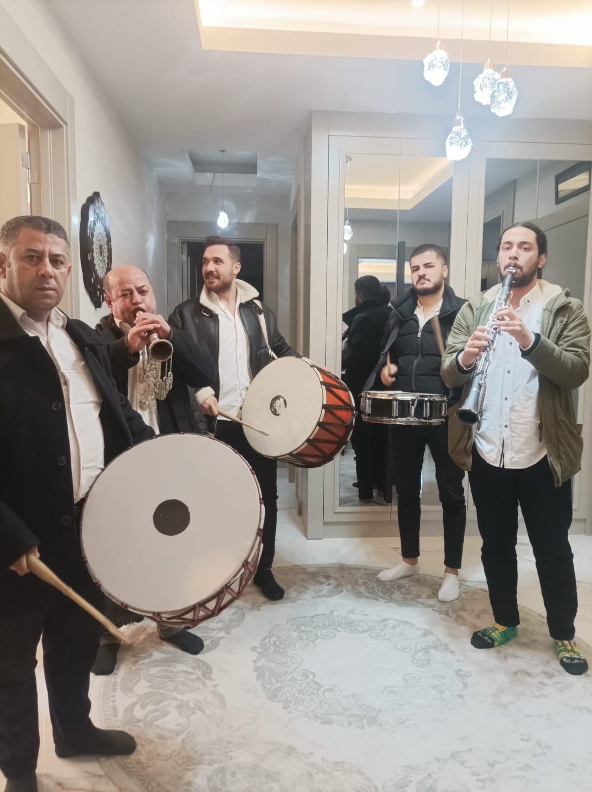 Antalya Düğünlerinde Coşku: Davul Zurna Ekibi Kiralama Rehberi